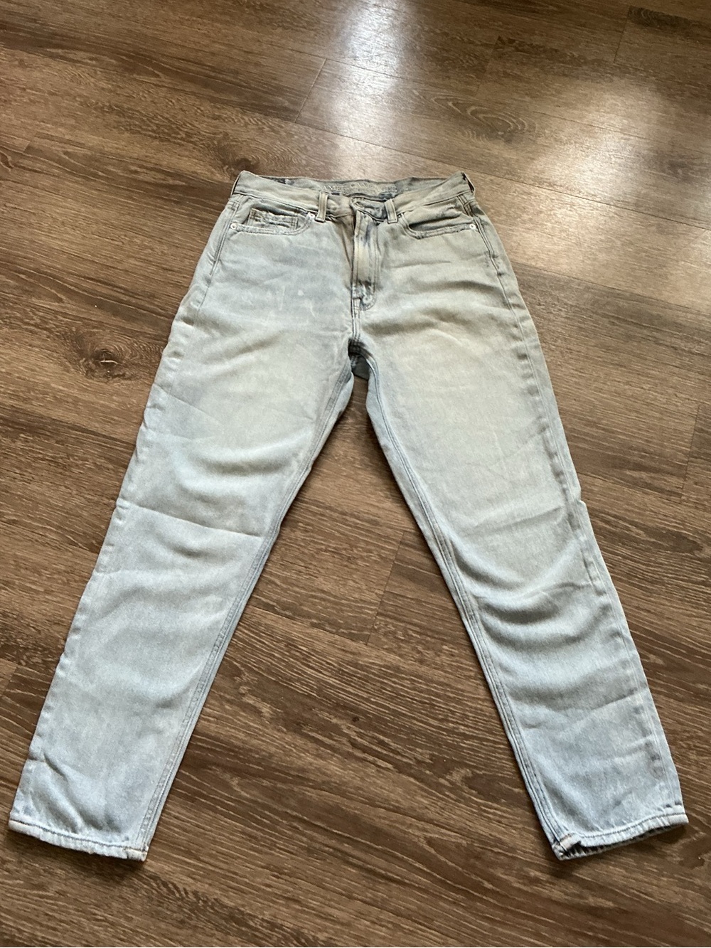 American Eagle Outfitters Light Blue High-Rise Straight Jeans